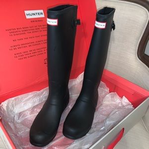 HUNTER Tall Boots. Size 9